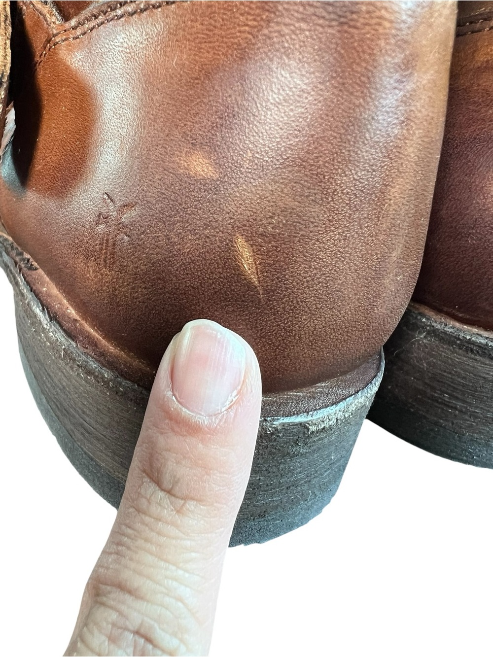 Frye Veronica Booties Brown Leather Ankle Boots Size 8 NWOT Few Scuffs - Picture 9 of 9